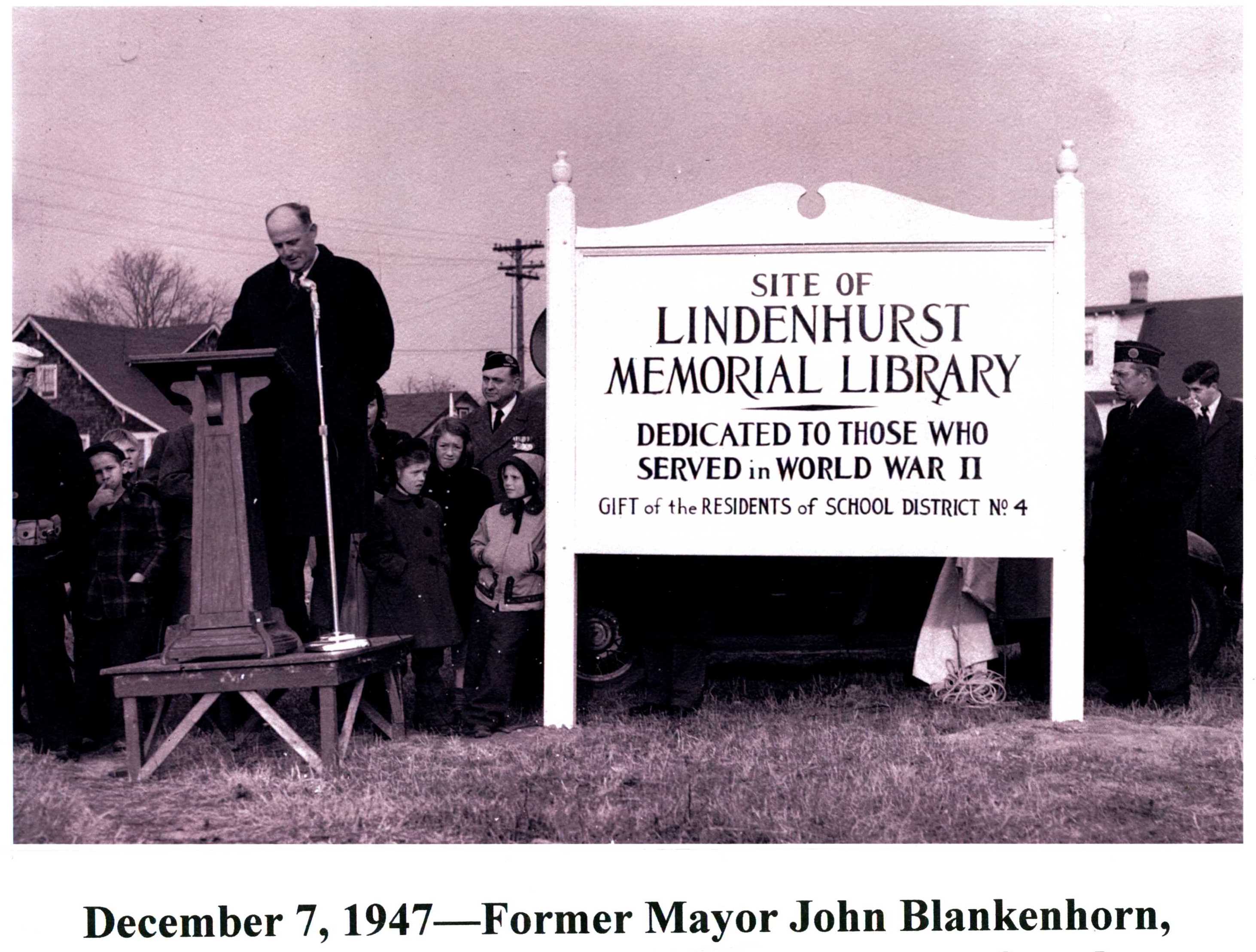 Lindenhurst Memorial Library dedication performed by Mayor John Blankenhorn.