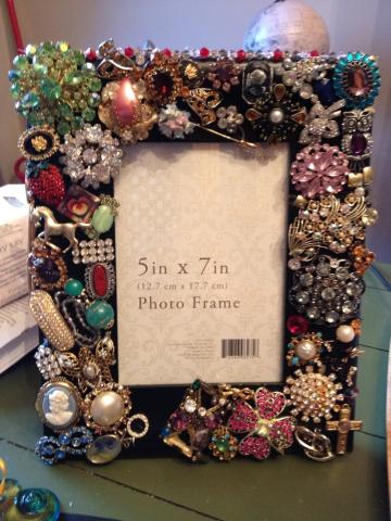 Jewelry frame