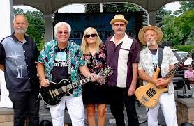 Picture of the band 